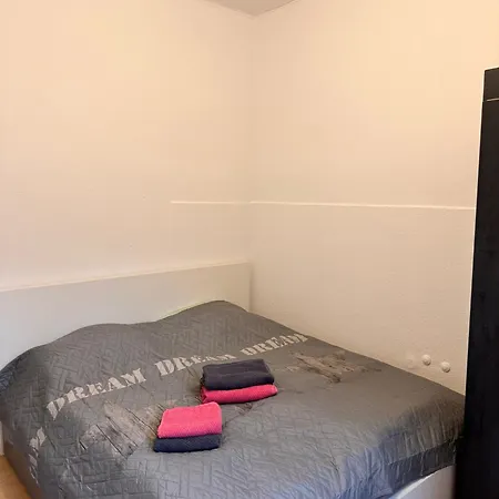 Lejlighed 3-room In Centre *