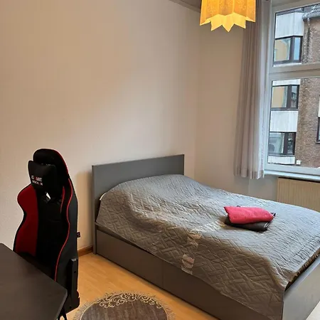 3-room In Centre Apartment Köln